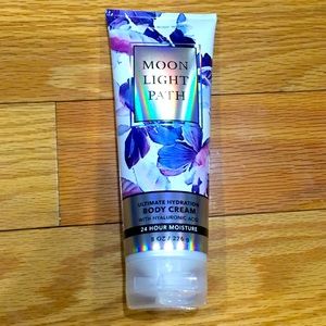 NWT Bath & Body Works Moon Light Path Ultimate Hydration Body Cream